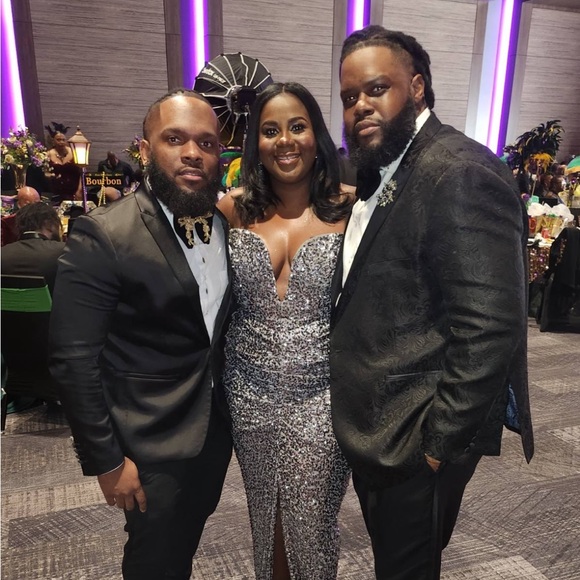 2pc Sequin Skirt Set - Picture 1 of 6